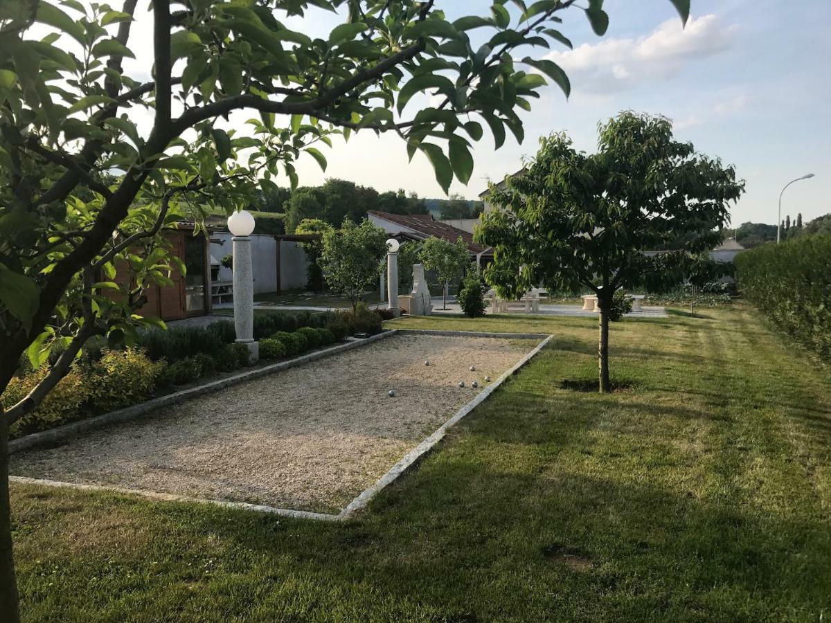 Gites Des Sablons Chatillon-sur-Marne Bagian luar foto